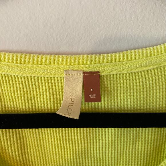 Pilcro Anthropologie Women's size Small Chartreuse Waffle Knit Long Sleeve Top - Picture 2 of 8